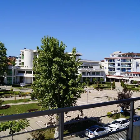 Appartamento Super Centre - 3 Min From The Beach